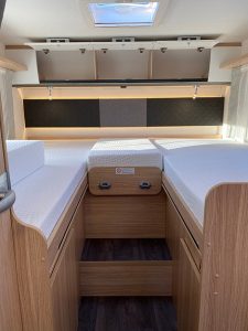 0D973E632ED24061886688BAD1E5C52A